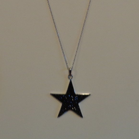 Jewelry - Black Spinel Sterling Silver Star Pendant w/Chain NIB